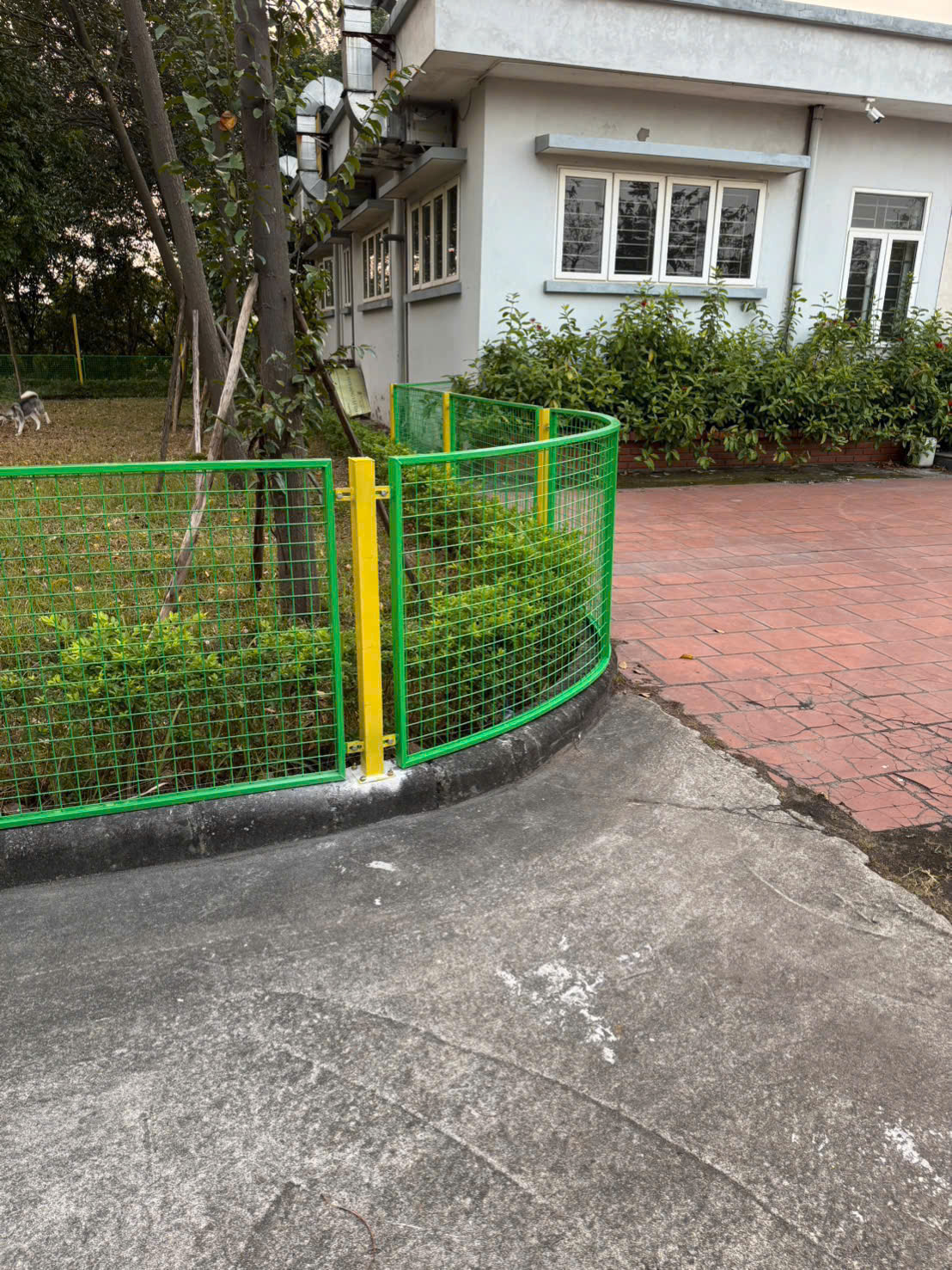 Khung vách ngăn sân vườn ATN STEEL